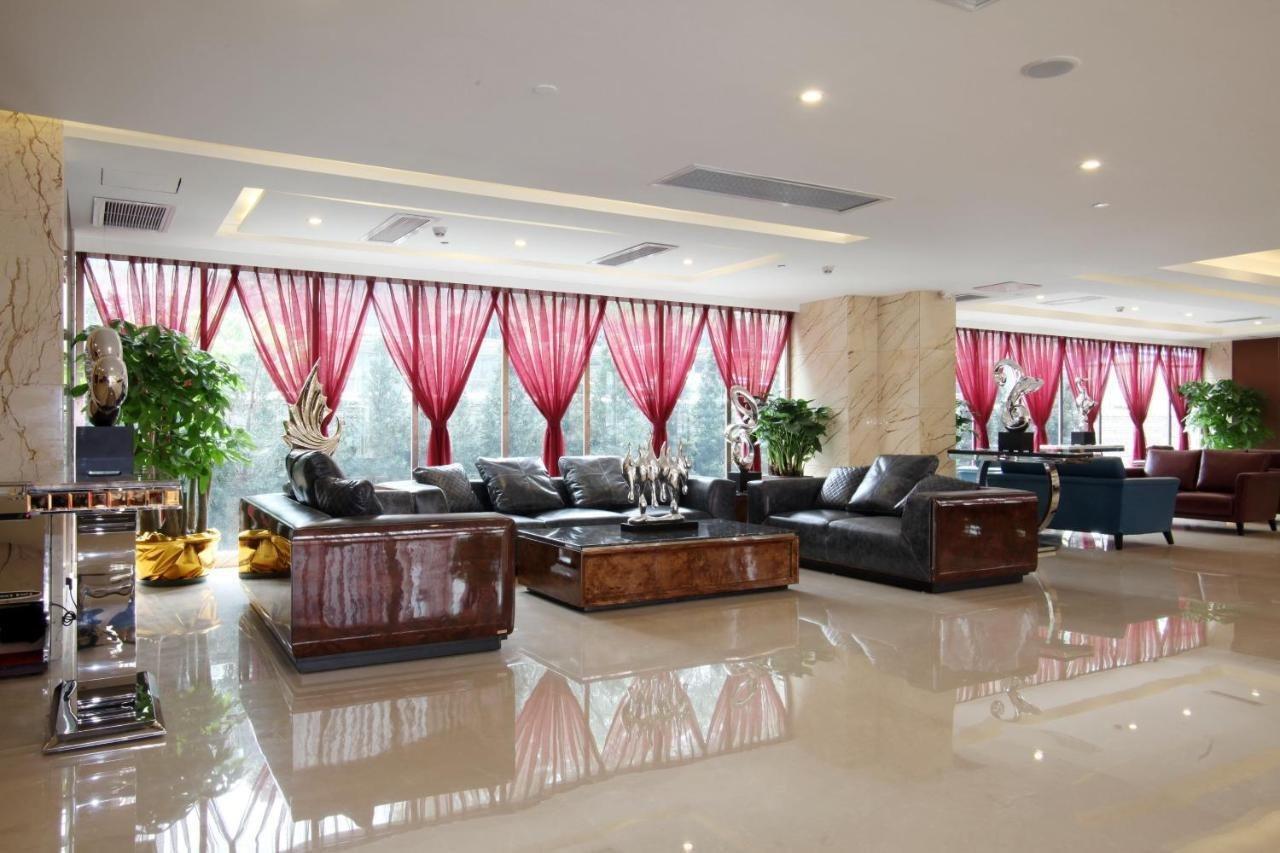 Guangzhou Jin Wan Li Business Hotel Esterno foto