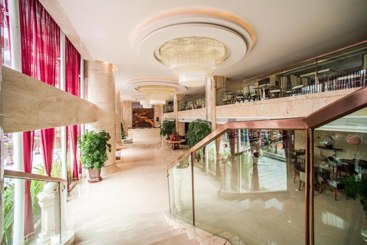 Guangzhou Jin Wan Li Business Hotel Esterno foto