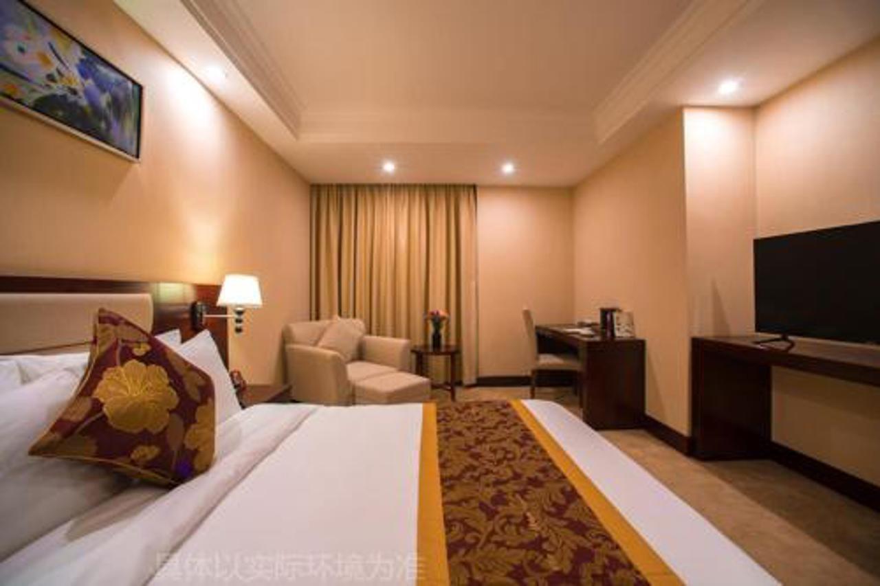 Guangzhou Jin Wan Li Business Hotel Esterno foto