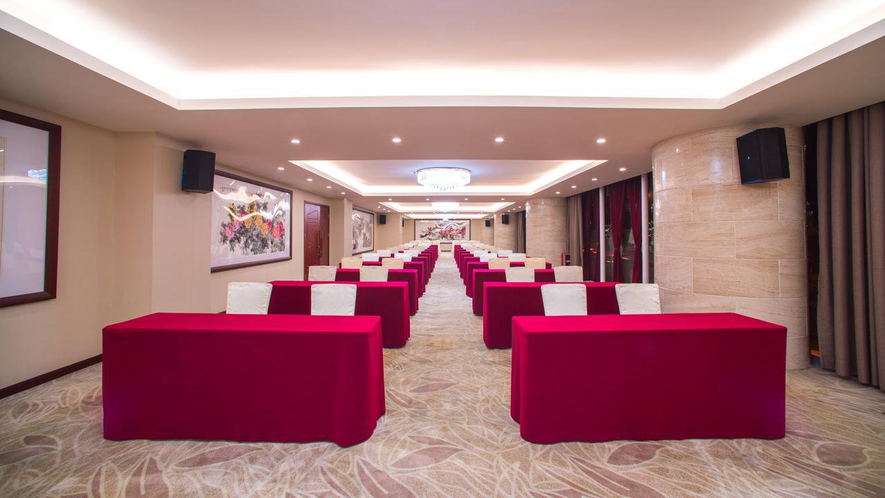 Guangzhou Jin Wan Li Business Hotel Esterno foto