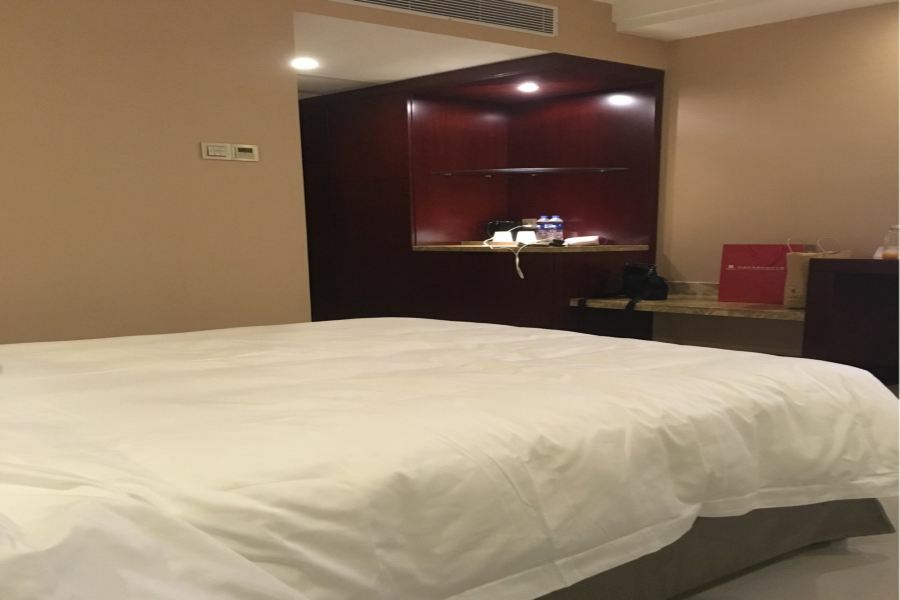 Guangzhou Jin Wan Li Business Hotel Esterno foto