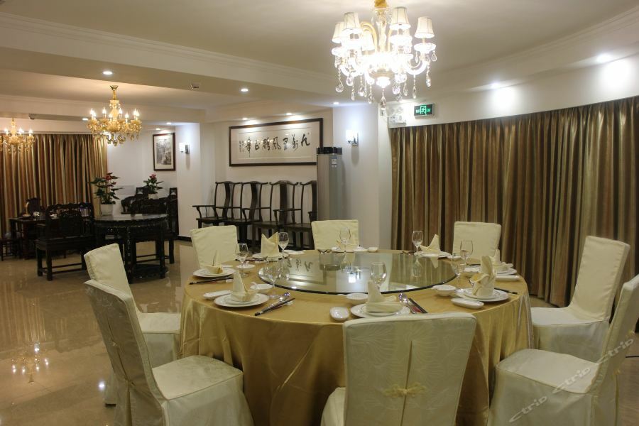 Guangzhou Jin Wan Li Business Hotel Esterno foto